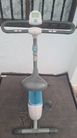 Bicicleta Estática Azul y Gris