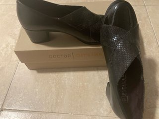 Zapatos de tacón negros Pitillos