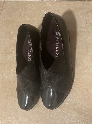 Zapatos de tacón negros Pitillos