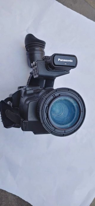 Videocámara Panasonic AG-HMC40 HD