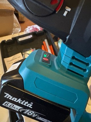 Taladro percutor inalámbrico Litio