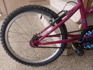 Bicicleta niña rosa y azul