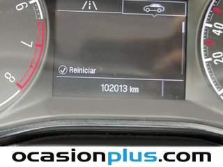 Opel Corsa 1.4 Design Line 66 kW (90 CV)