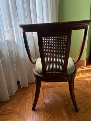 Silla estilo Luis XVI madera y ratán