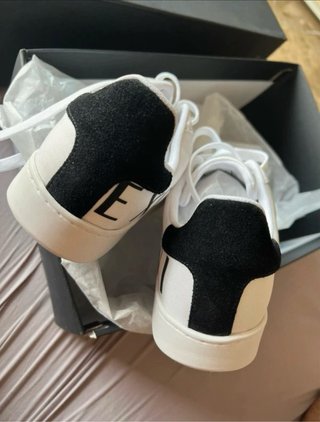 Zapatillas Armani Exchange Blancas y Negras