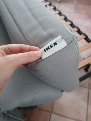 Divano letto matrimoniale IKEA grigio