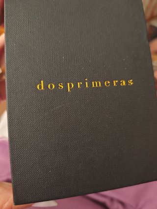 Pendientes largos dorados con piedras