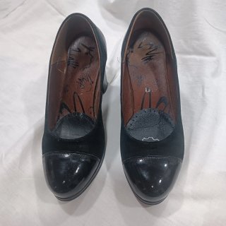 Zapato salón tacón ancho medio negro