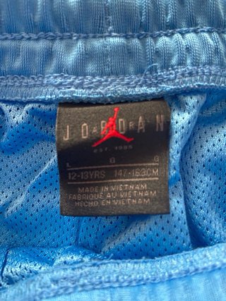 Pantalón Corto Jordan Azul y Blanco