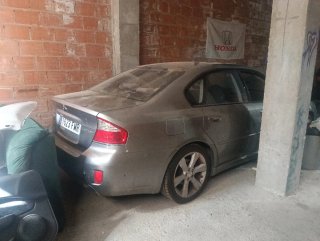 Averiado Subaru Legacy