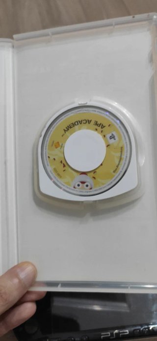 Consola Sony PSP 2004 con gioco e accessori