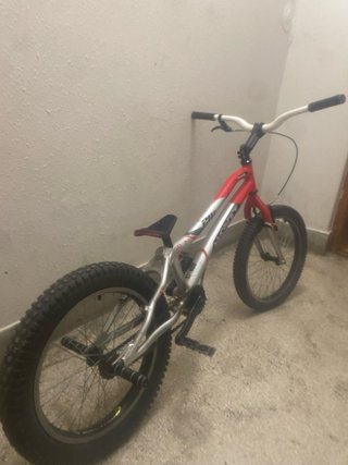Bicicleta Trial Monty 218