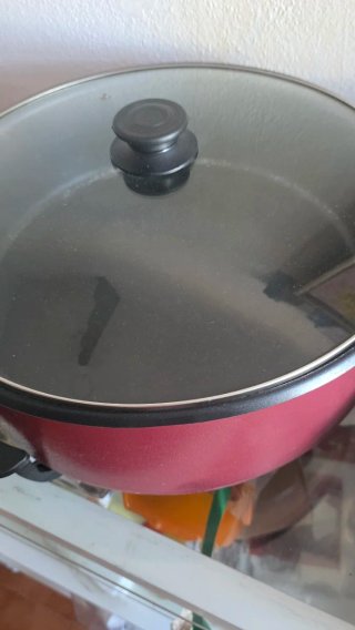 Olla Eléctrica XXL con Cable,rosca no va funciona
