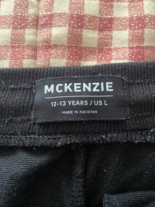 Pantalones cortos McKenzie negros