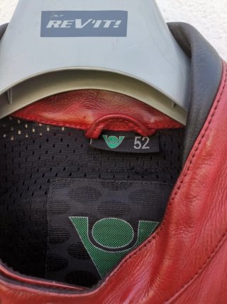 Mono de moto cuero REV'IT!