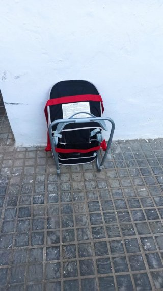 Hamaca bebé Chicco roja