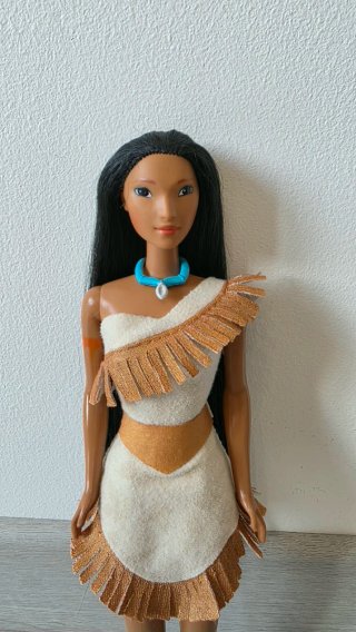Barbie Pocahontas Mattel 1995