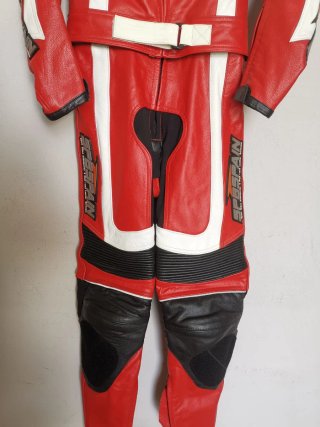 Mono de cuero Racing Boutique