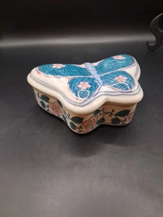 Caja china Mariposa Porcelana