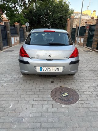 Peugeot 308 2011