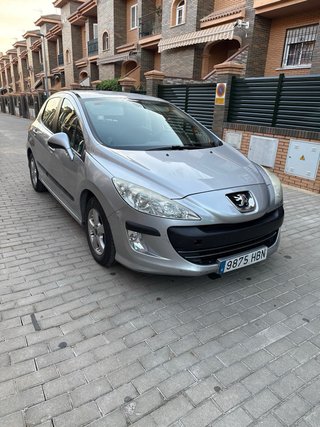 Peugeot 308 2011