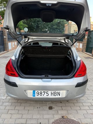 Peugeot 308 2011
