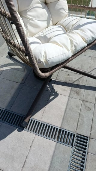 Columpio terraza mimbre y cojines