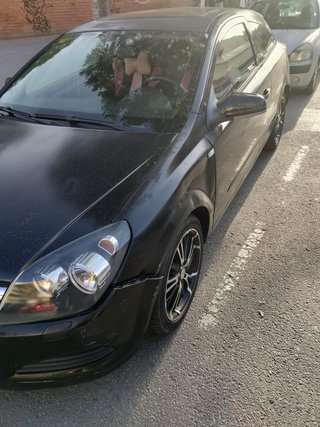 Opel Astra GTC 3 puertas 2007 pegatina C 340km