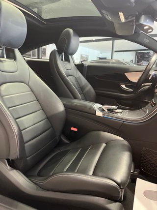 Mercedes-Benz Clase C 220 coupe Amg