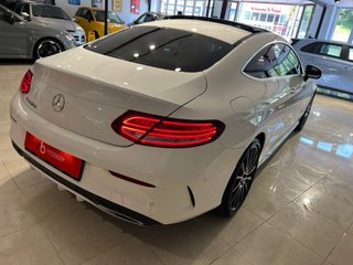 Mercedes-Benz Clase C 220 coupe Amg
