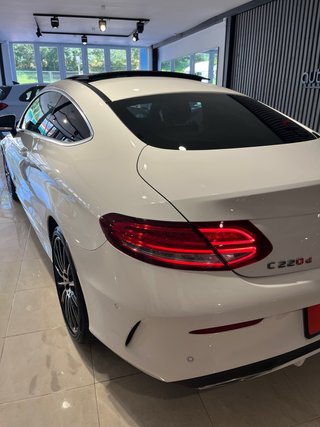 Mercedes-Benz Clase C 220 coupe Amg