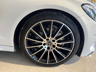 Mercedes-Benz Clase C 220 coupe Amg
