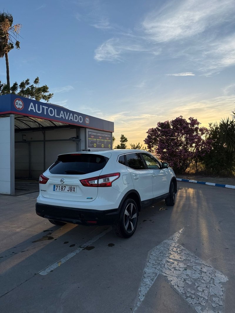 Nissan Qashqai 2015 - foto 1