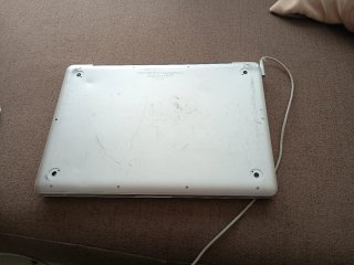 MacBook Pro 2011 para piezas + Cargador