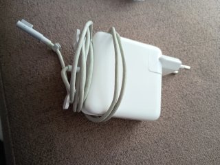 MacBook Pro 2011 para piezas + Cargador