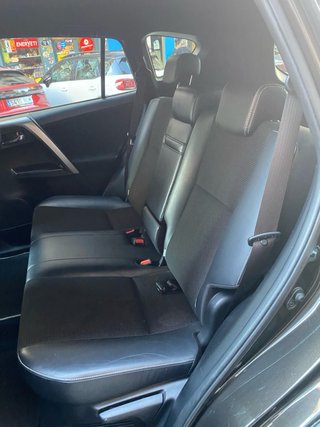 Toyota RAV4 2017