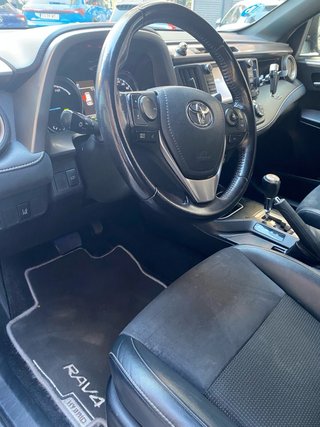 Toyota RAV4 2017