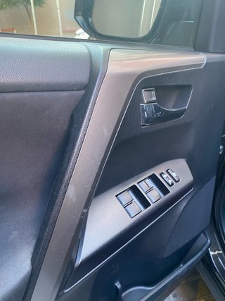 Toyota RAV4 2017