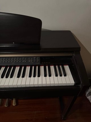 Piano yamaha clavinova clp 170