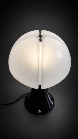 Lámpara estilo Pipistrello LED regulable