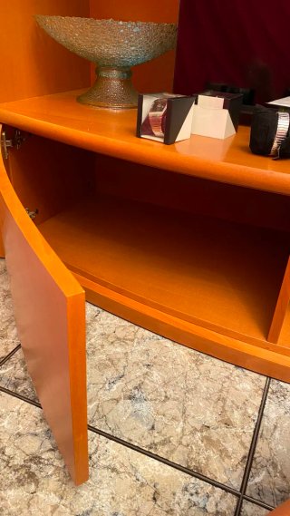 Mueble comedor madera puertas cristal