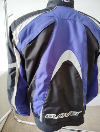 Chaqueta Clover Azul y Negra