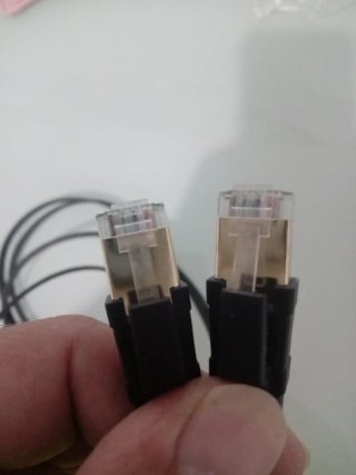 Cable Cat8 Ethernet Dorado. 2 metros