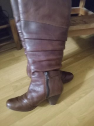 Botas de piel marrones