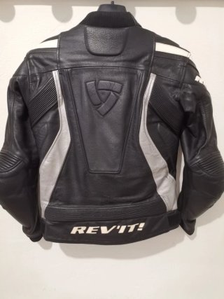 Chaqueta de cuero Revit