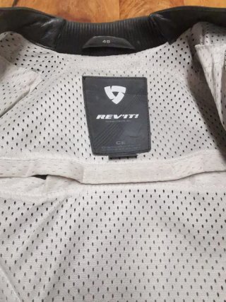 Chaqueta de cuero Revit