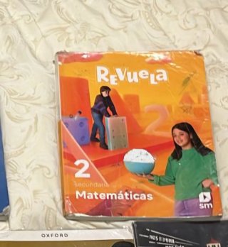 Libros 2°ESO 12 euros cada uno