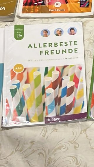 Libros 2°ESO 12 euros cada uno