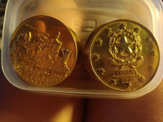 Monedas Bañadas en Oro - Monumentos Mundiales
