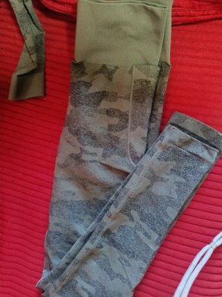 Conjunto deportivo camuflaje niña